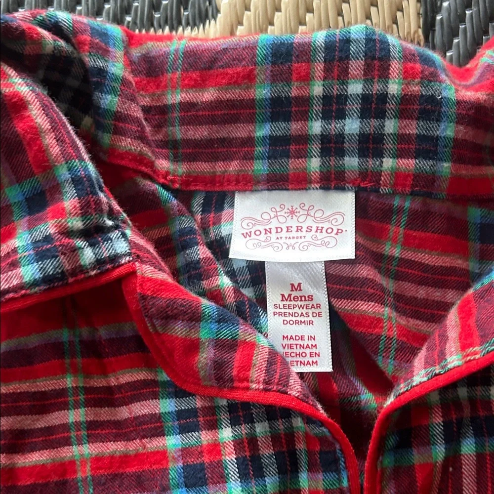 Men’s Sz M Red Plaid Set - Picture 2 of 6